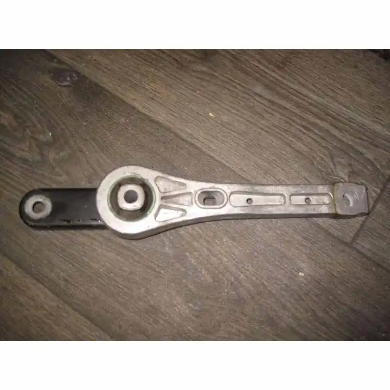 Aktuální vzpěra/držák převodovky VW Tiguan 5N0 lift3C0199855M