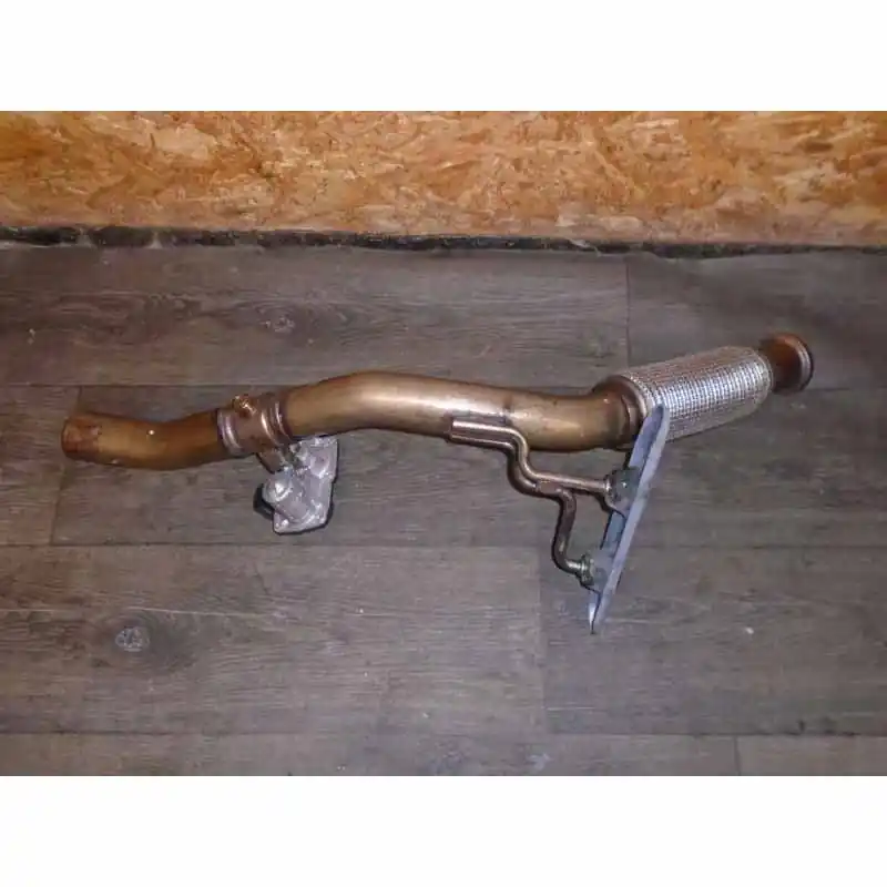 část výfuku + škrtící klapka VW Golf VII 5G0 GTD lift 2,0 TDI 135 KW5Q0253059GG Akce