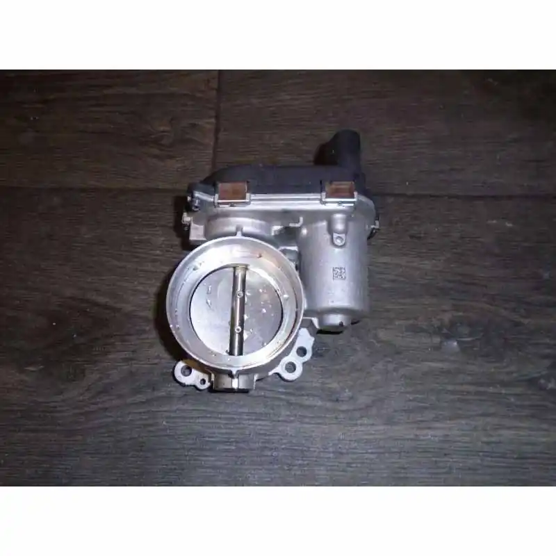 Aktuální škrtící klapka ŠKODA Octavia III lift 5E0 1,5 TSi 110 KW04E133062Q