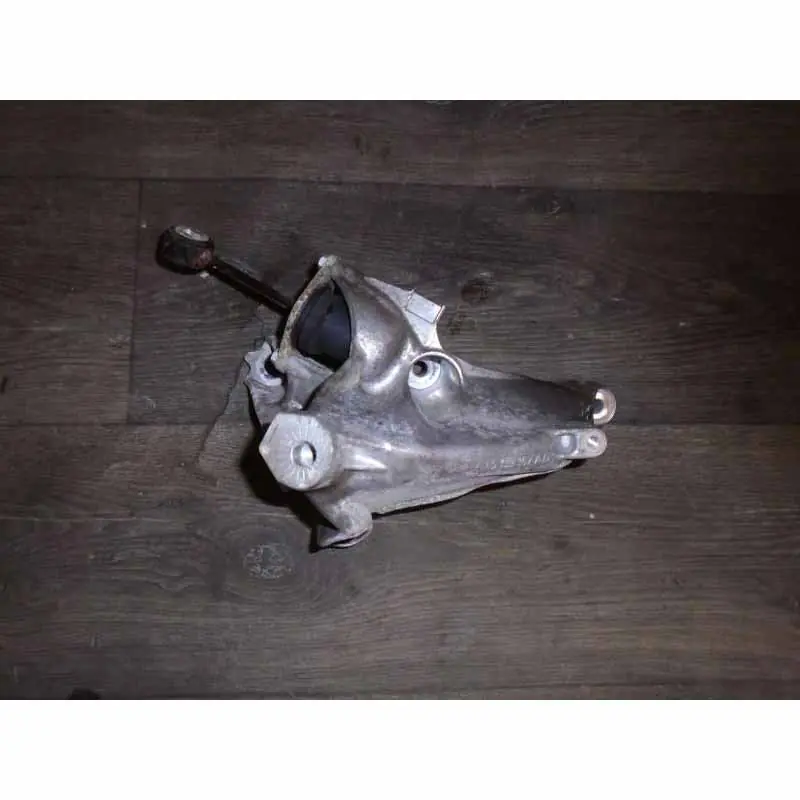 Časově Omezené držák motoru - vzpěra AUDI A4 8W0 2,0 TDi DEU4M0199307AD