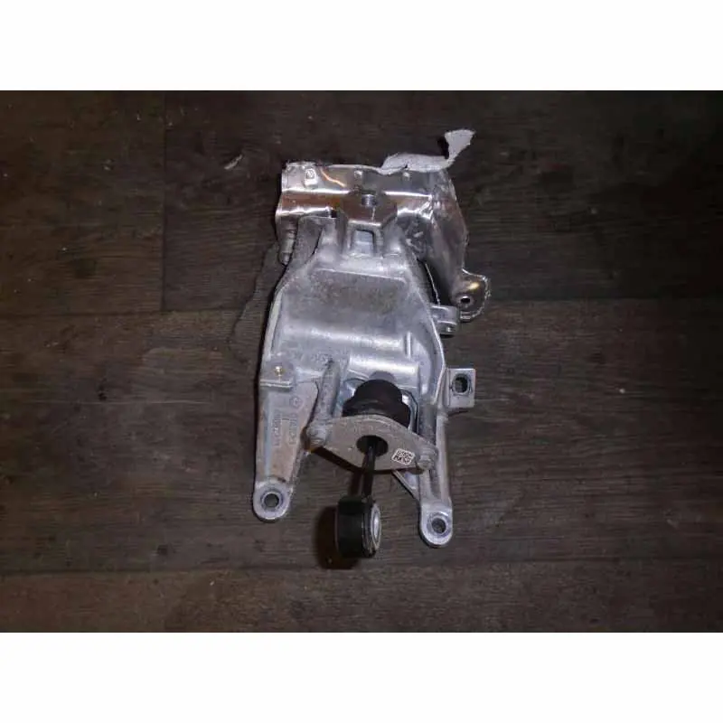 držák motoru pravý AUDI A5 8W6 F5 Cabrio 2,0 TDi DEU4M0199308AD Výprodej