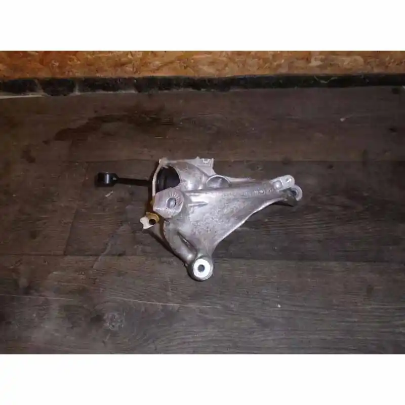 Dokud Zásoby Vydrží držák motoru levý AUDI A5 8W6 F5 2,0 TDi DEU4M0199307AD