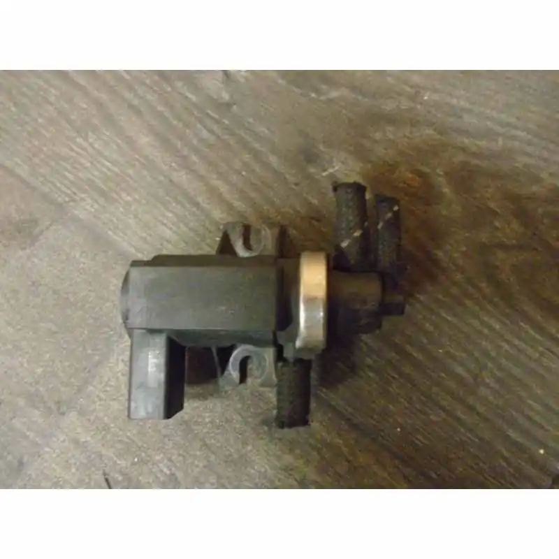 Sleva měnič tlaku VAG1S0906627