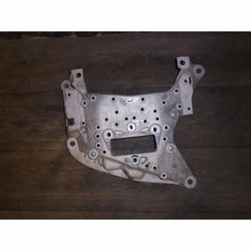 držák převodovky - příčník AUDI A4 8W0 Allroad combi 3,0 TDi 8A8W0399262AF Nejlepší Volba