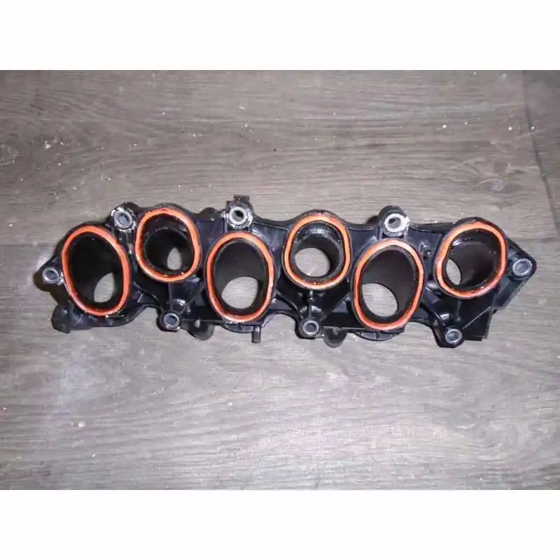 Autentický sání - vložená příruba AUDI A4 8W0 3,0 TDi059129765K059129765R