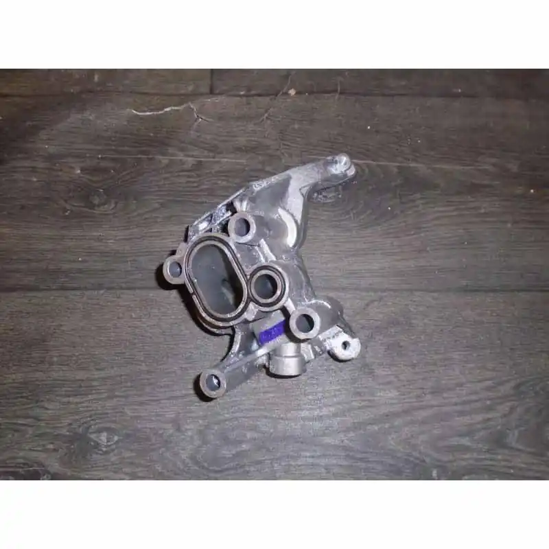 držák klimakompresoru AUDI A4 8W0 3,0 TDi059145169BM059145169CD Akční Cena