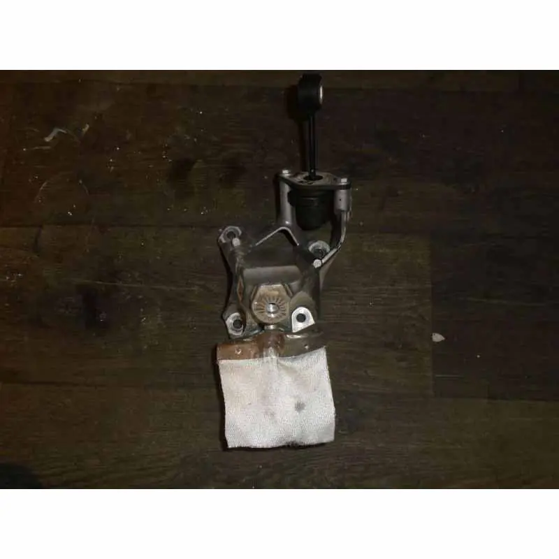 Výhodná Nabídka držák motoru levý AUDI Q7 4M0 3,0 TDi4M0199307AF