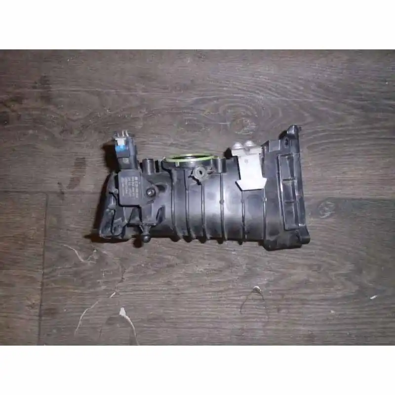 Akce trubka sání AUDI Q5 80A 3,0 TDI059145762CD