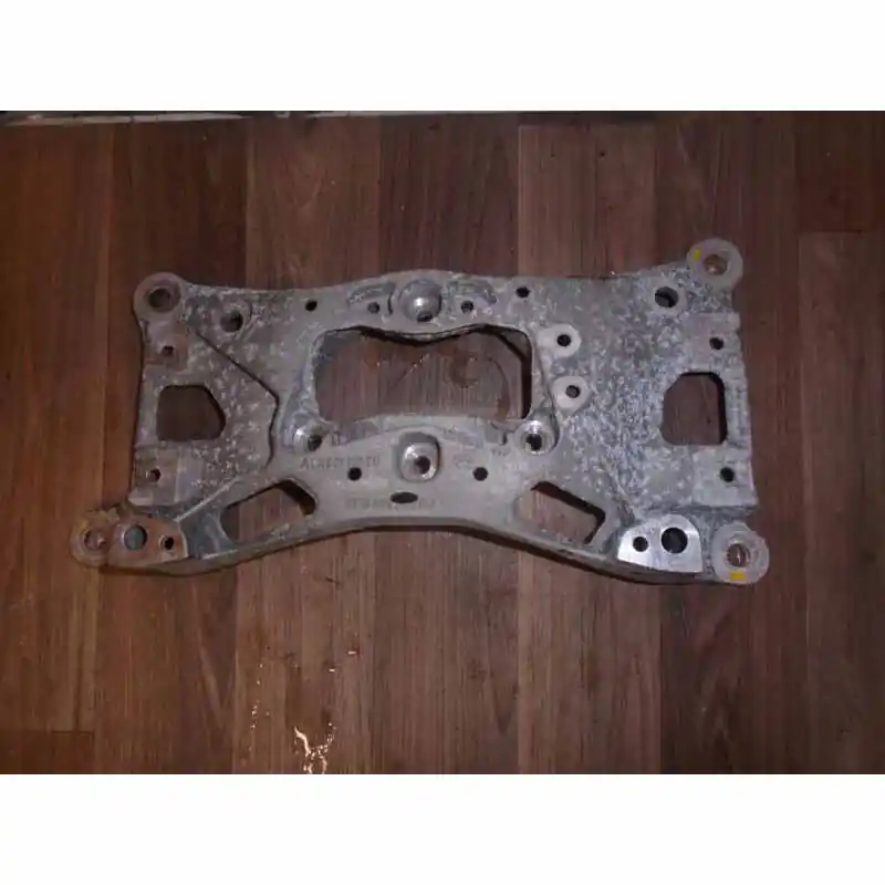 držák převodovky - příčník AUDI A4 8W0 3,0 TDi Quattro8W0399262AJ Výprodej