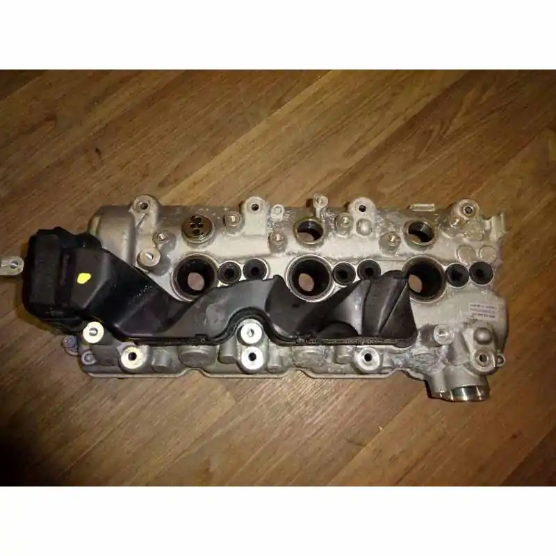 víko hlavy válců levé AUDI Q7 4M0 3,0 TDi CRT 200 KW059103469CM059103547H Nízká Cena